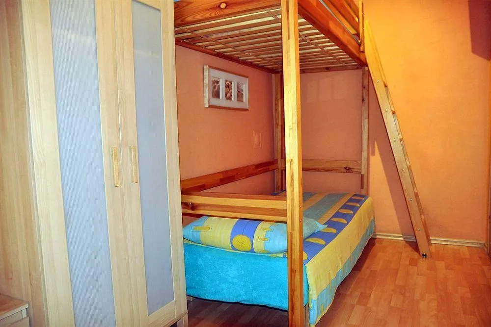 Rainbow Apartments 3 Krakow 0*,  Poland